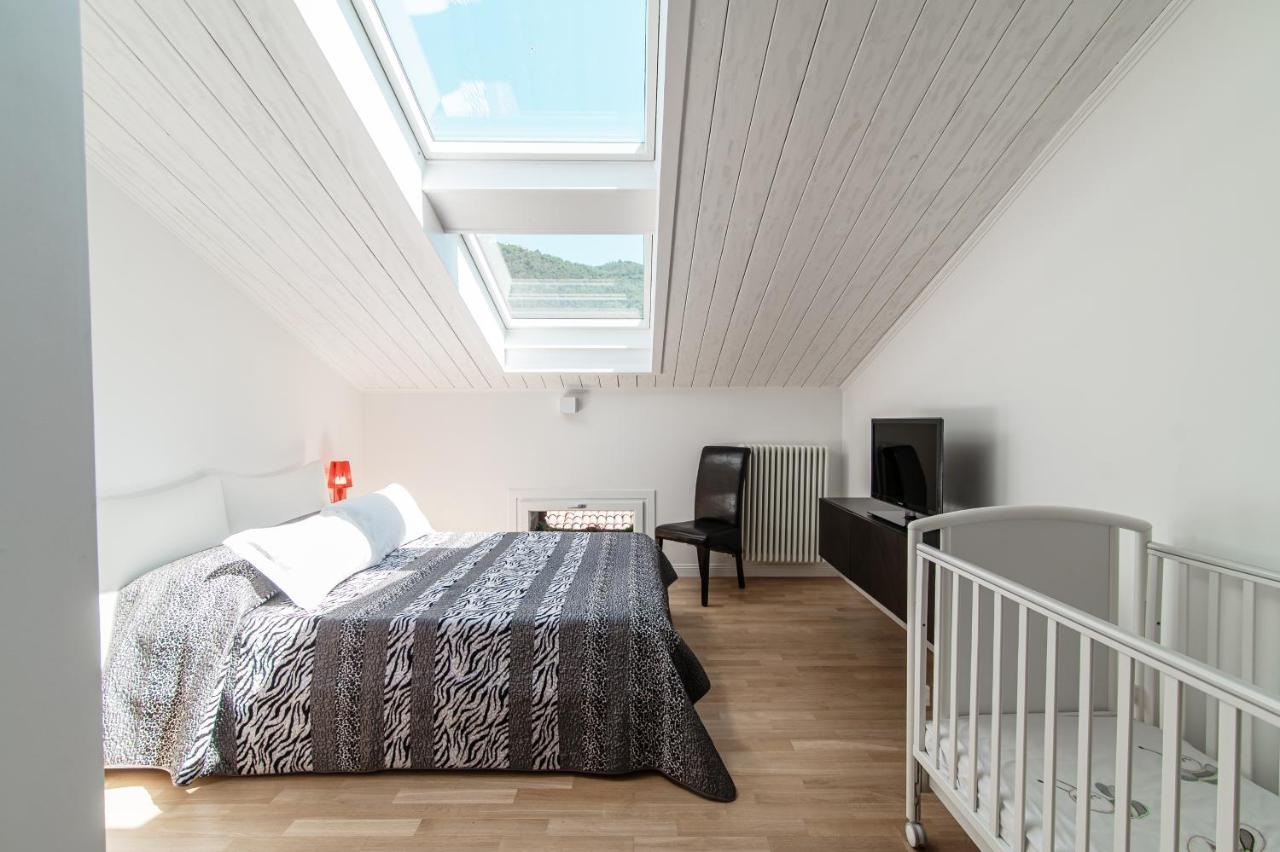 Attic 64 - The House Of Travelers Apartment Como Exterior foto